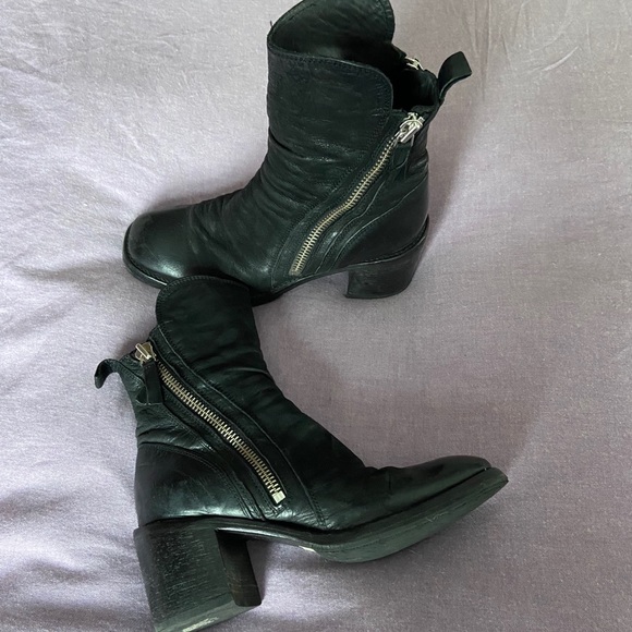 MOMA Italian Made Booties - Picture 4 of 7